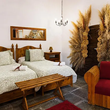 La Tanquera Y Rosas Apartment